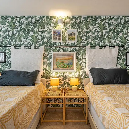 Marina House Semesterbostad *