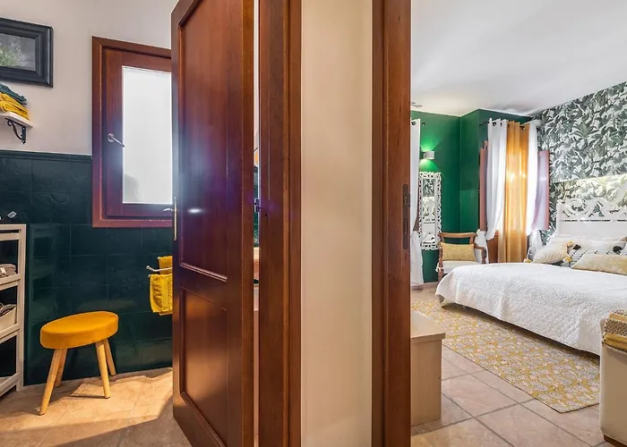 Nyaraló Marina House *
